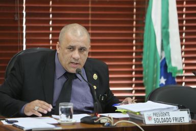 Soldado Fruet fala da importância da contratação de nova empresa para gerir a manutenção da frota do Executivo