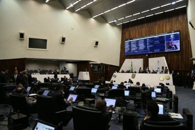 Deputados aprovam projetos que incentivam o turismo regional
