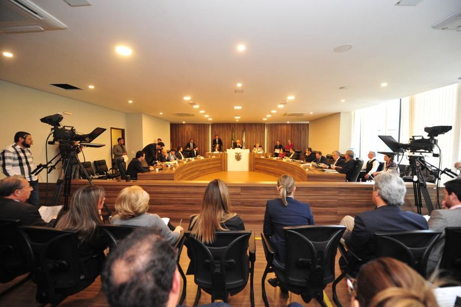 CCJ 09-08