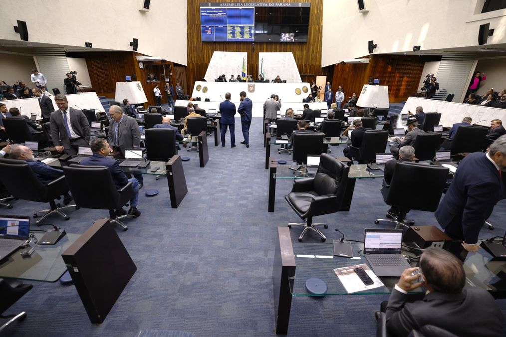 Segue para sanção a proposta que eleva capital social da Fomento Paraná