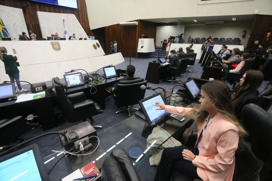 plenário parlamento votação