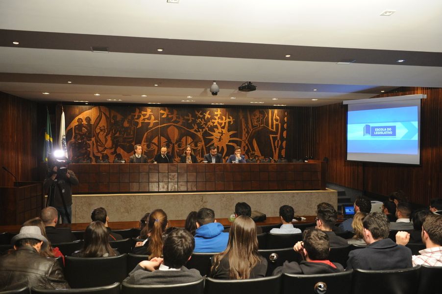 escola do legislativo programação 2023