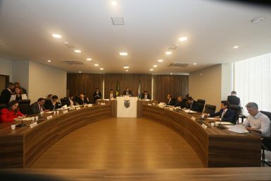 Proibição do fraturamento hidráulico na exploração do gás de xisto passa pela CCJ