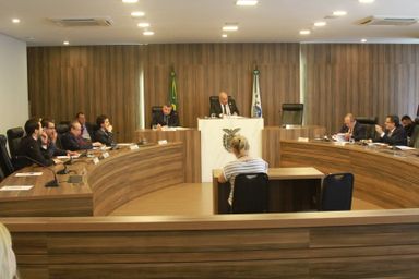 CPI da JMK pede quebra de sigilo bancário de empresas, oficinas e pessoas físicas.