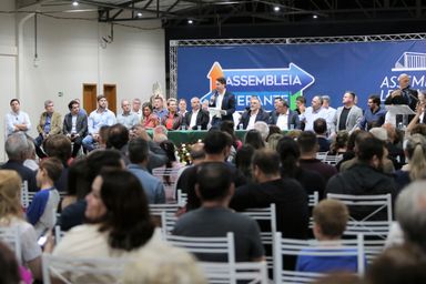 Em Sessão Especial, Poder Legislativo recebe reivindicações da população de Irati