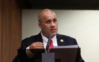 Deputado pede solução para IR de militares voluntários em escolas
