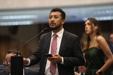 Projeto que inclui a FIMAN Calendário Oficial do Paraná avança na CCJ
