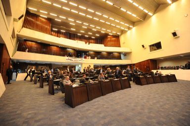 Projeto que regula a forma da cobrança dos combustíveis no Paraná segue para sanção do governador