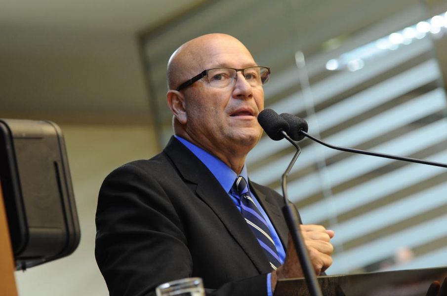 Deputado Romanelli (PMDB), líder do Governo.