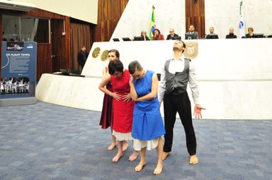 Assembleia Legislativa homenageia Balé Teatro Guaíra por seus 50 anos de atividade