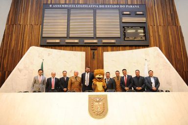 Assembleia homenageia programa da PM destinado à prevenção ao uso de drogas