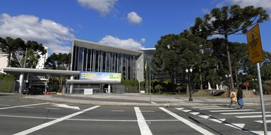Incentivo à amamentação e novas regras para taxas de cartórios estão na pauta da Assembleia Legislativa