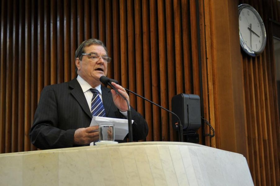 Deputado Caíto Quintana (PMDB).
