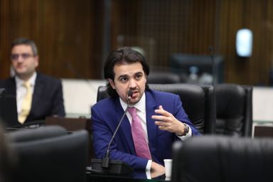 Deputado Guerra destaca iniciativa pioneira de clube de futebol paranaense em prol dos autistas