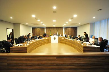 CCJ aprova criação de fundo rotativo da Defensoria Pública do Estado