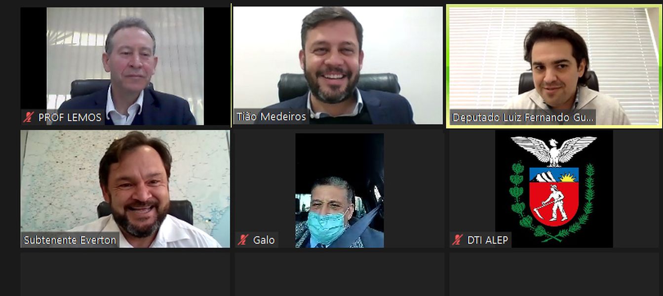 com obras