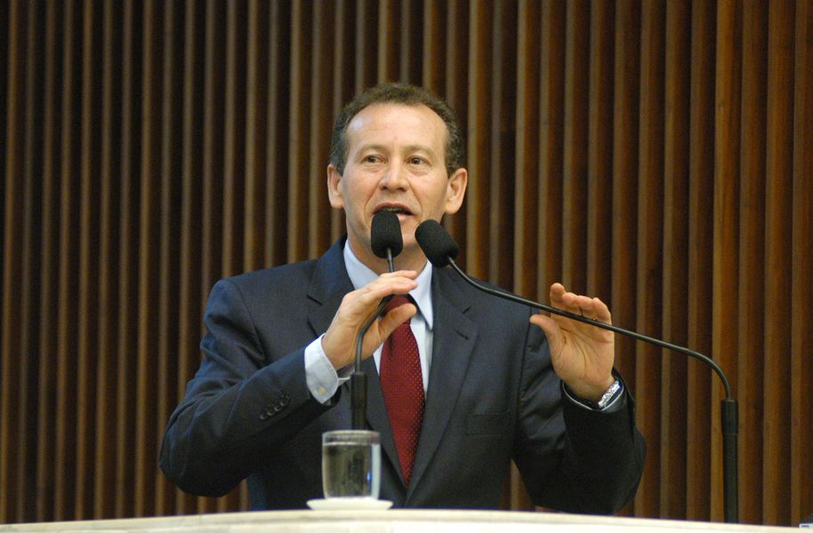 Professor Lemos