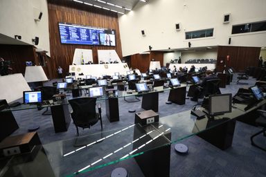 Escolas deverão comunicar aos pais em caso de falta sem justificativa dos alunos