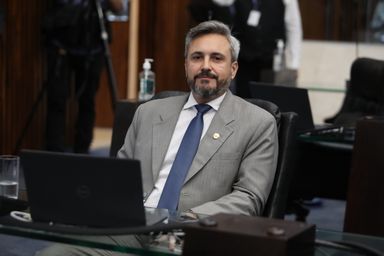 Constituída a Frente Parlamentar da Engenharia, Agronomia, Geociências e da Infraestrutura e Desenvolvimento Sustentável na Assembleia