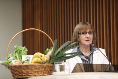 Deputada cobra do governo a regulamentação da alimentação escolar orgânica no Paraná