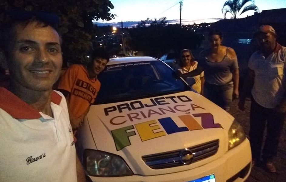 criança feliz