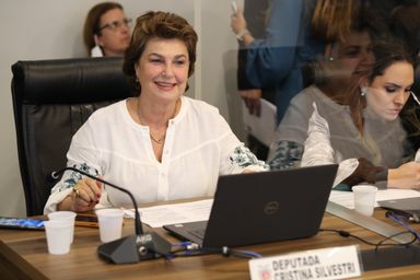 Deputada Cristina Silvestri aguarda ampliação dos mecanismos de denúncia do crime de stalking