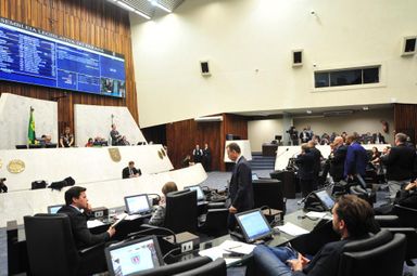 Reajustes aos servidores do Legislativo e Judiciário, MP, TC e Defensoria são aprovados