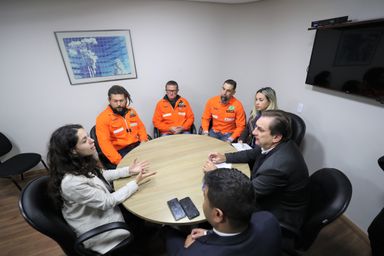 Reunião discute possibilidade de reabertura de fábrica de fertilizantes em Araucária