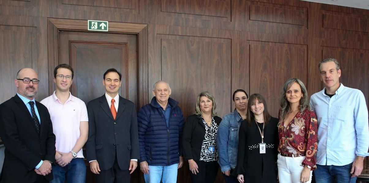 Presidente e autoridades