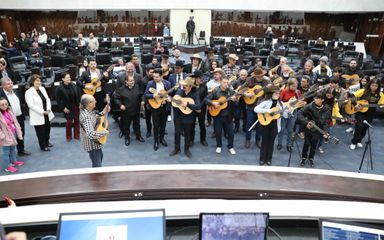 Assembleia realiza 1ª celebração do Dia Estadual da Música e Viola Caipira