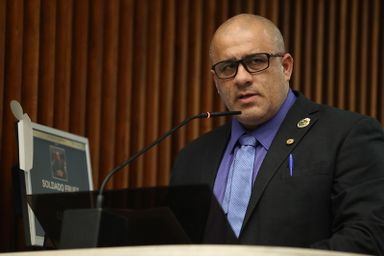Autorização prévia da Assembleia Legislativa para negócios da Sanepar é defendida por deputado