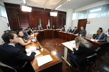 Comissão de revisão do Regimento Interno iniciará sua análise pela tramitação da Lei Orçamentária