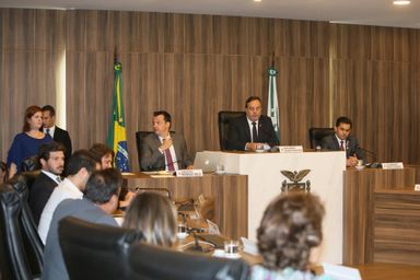 CCJ vai analisar projeto que aumenta o número de Blocos Parlamentares