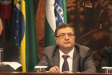 Paraná deve começar a testar vacinas da Covid-19 nos próximos dias
