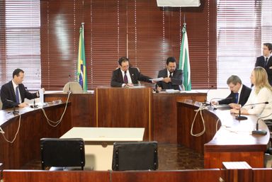 Comissão de Finanças aprova contratação de crédito de US$ 350 milhões, pelo Executivo