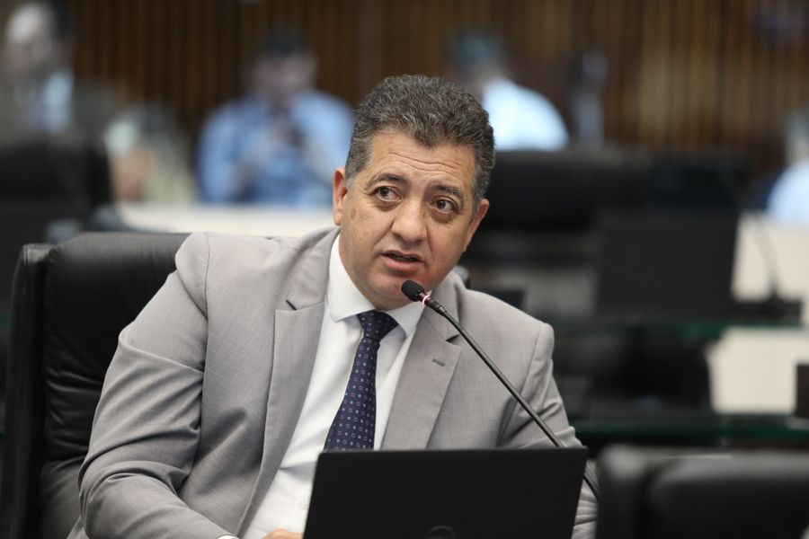 cobra requerimento