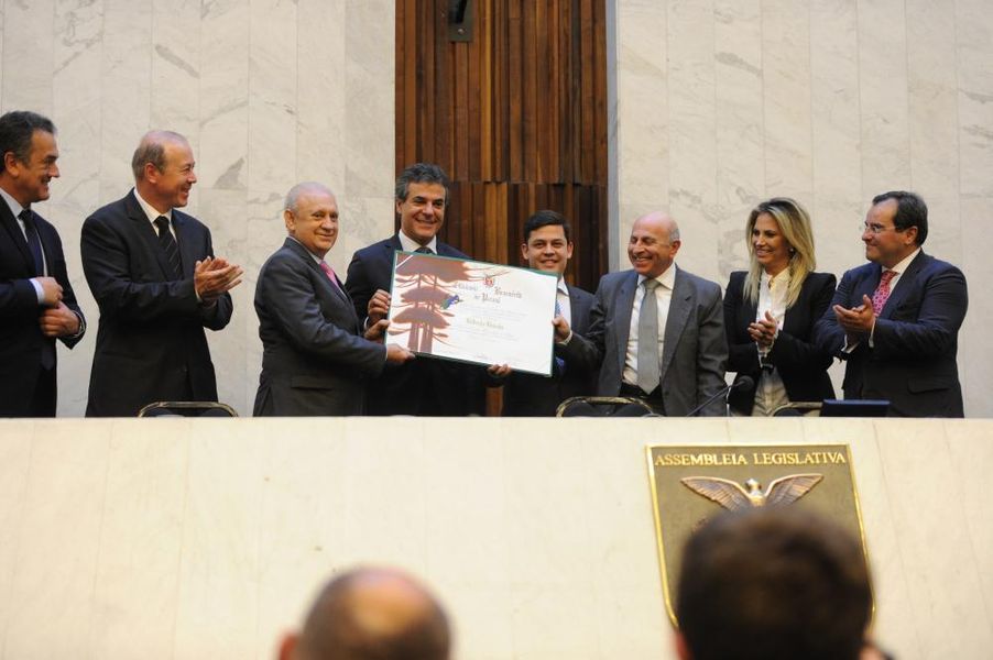 Homenagem a Giacoia