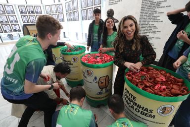 Parlamento Jovem de Palmeira traz novas doações para o Tampinha Paraná