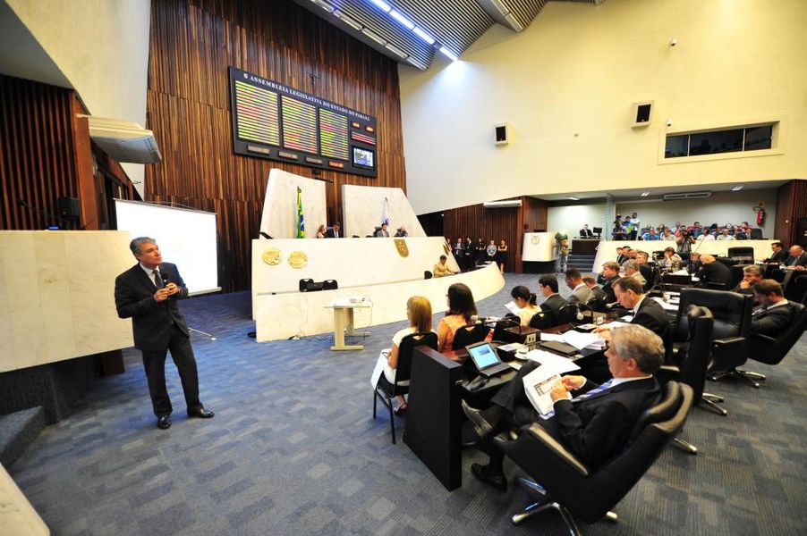 Audiência Pública para apresentação dos dados relativos ao cumprimento das metas fiscais do 3º quadrimestre de 2016