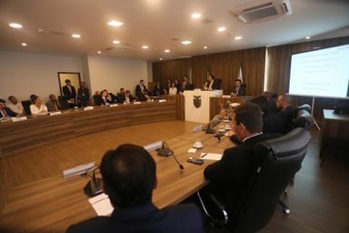 Definida a Comissão que analisará fim da aposentadoria de ex-governadores