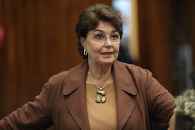 Deputada Cristina Silvestri (PSDB) pede ação do Estado para garantir direitos dos proprietários de terra em Guaíra