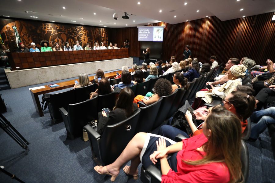 evento mulheres requiao