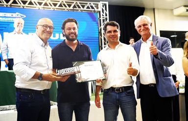 Em Paranavaí, deputado Luiz Claudio Romanelli (PSD) destaca trabalho de três lideranças do Noroeste do Paraná