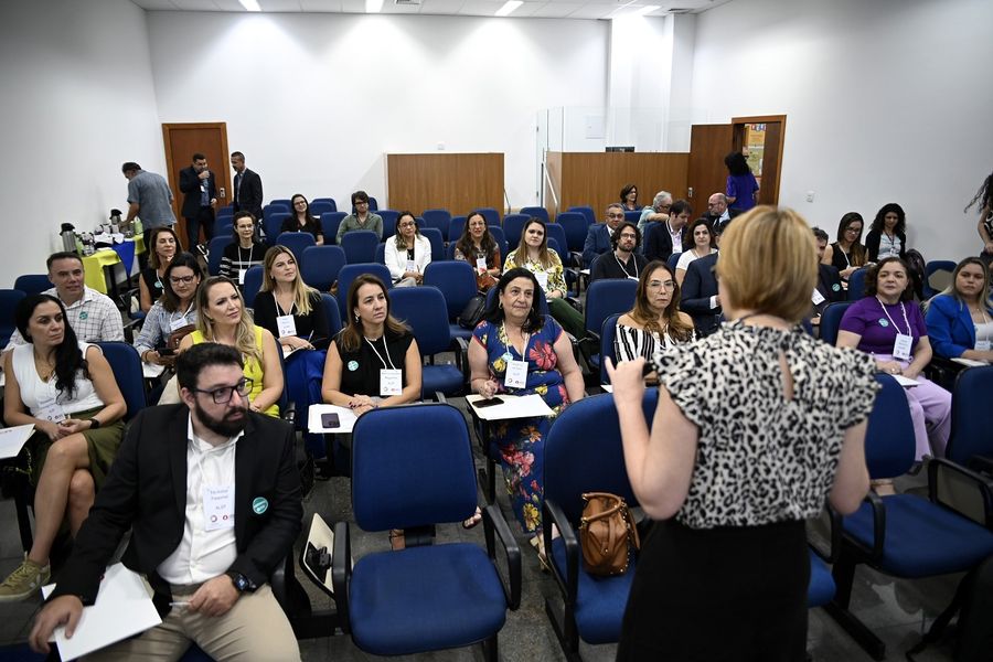 seminario funcionarios DP