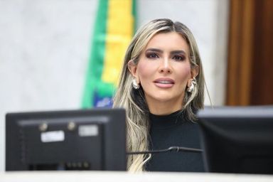 Deputada Flávia Francischini (União) protocola Moção de Repúdio contra o Decreto 12.786/25, do Governo Federal que altera a política de educação especial