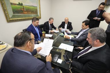 Pedido de vista na Comissão de Educação adia votação de projeto que institui ensino integral