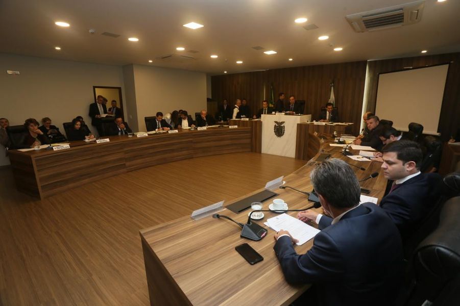 CCJ reunião
